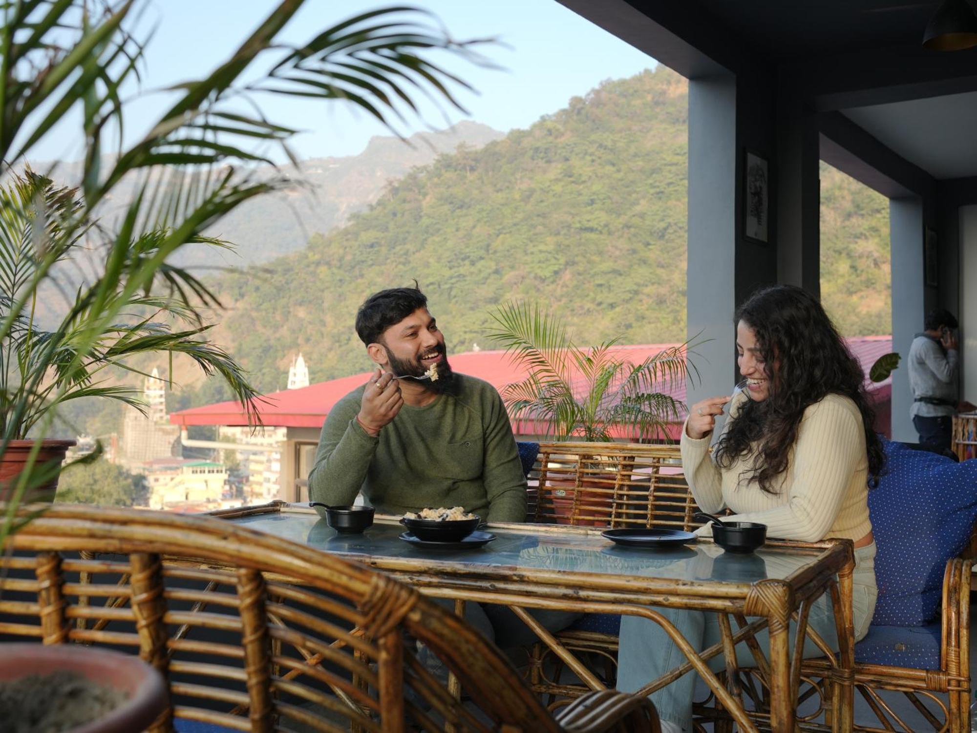 Skyard Rishikesh, Laxman Jhula Hostel Exterior photo