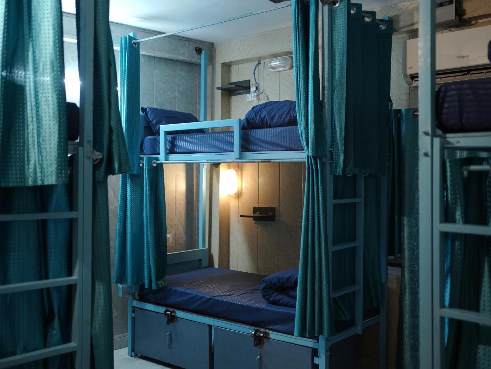 Skyard Rishikesh, Laxman Jhula Hostel Exterior photo